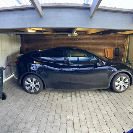 别墅 Stort Hus Med Aktivitetsrum Og Dejlig Have *